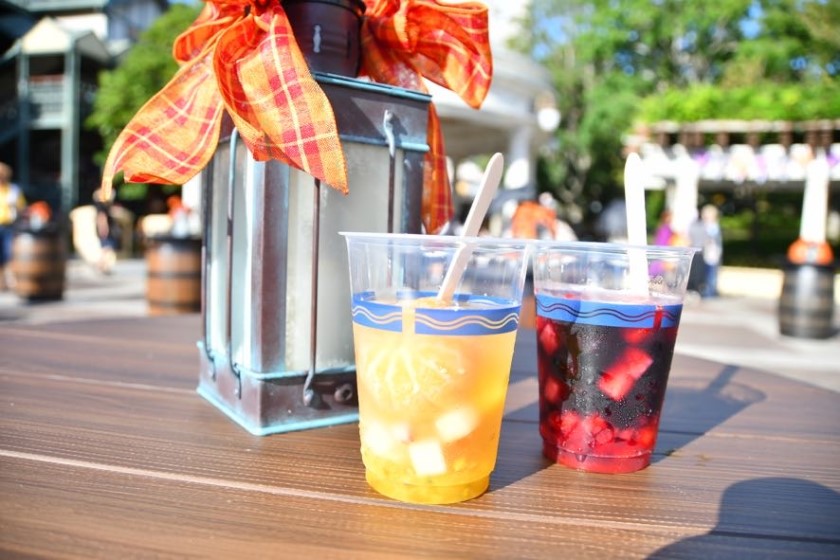 「ディズニー・ハロウィーン」フルーツワイン2種/東京ディズニーシー（千葉県/舞浜市）