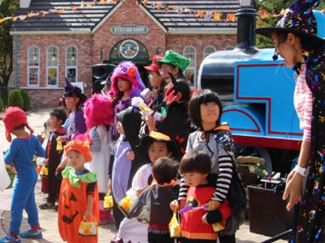 「仮装パレード」/富士急ハイランド　トーマスランド（山梨県/富士吉田市）