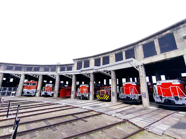 「旧津山扇形機関車庫/津山まなびの鉄道館(岡山県/津山市)
