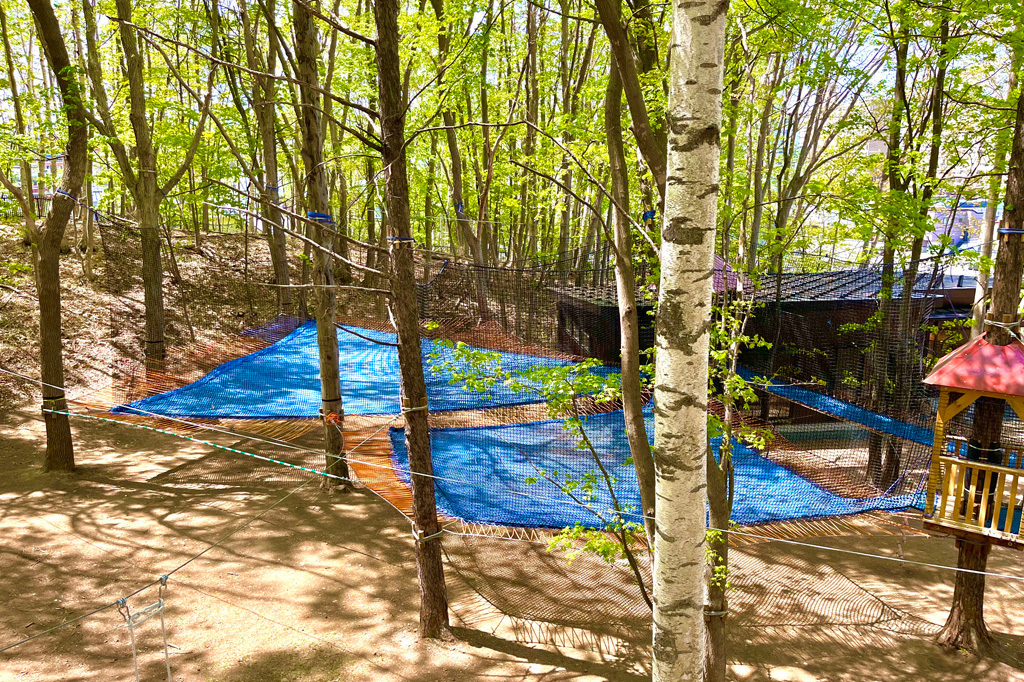 メインアクティビティの巨大トランポリン/札幌アスレチックパーク(北海道/札幌市豊平区)