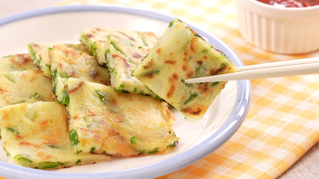 ピーマンと玉ねぎのチーズおやき/子どもが苦手な野菜レシピ