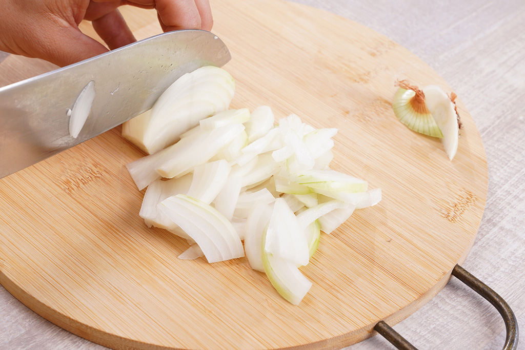 ピーマンと玉ねぎのチーズおやきの作り方①-1/子どもが苦手な野菜レシピ
