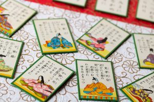百人一首の覚え方は?かるたを使って子どもと一緒に楽しく遊んで学ぼう!