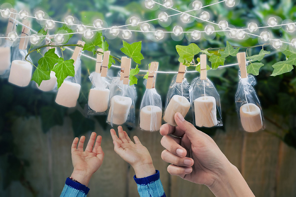 マシュマロツリーでマシュマロ狩り/アリタ・マシュマロ・クリスマス（佐賀県/有田町）