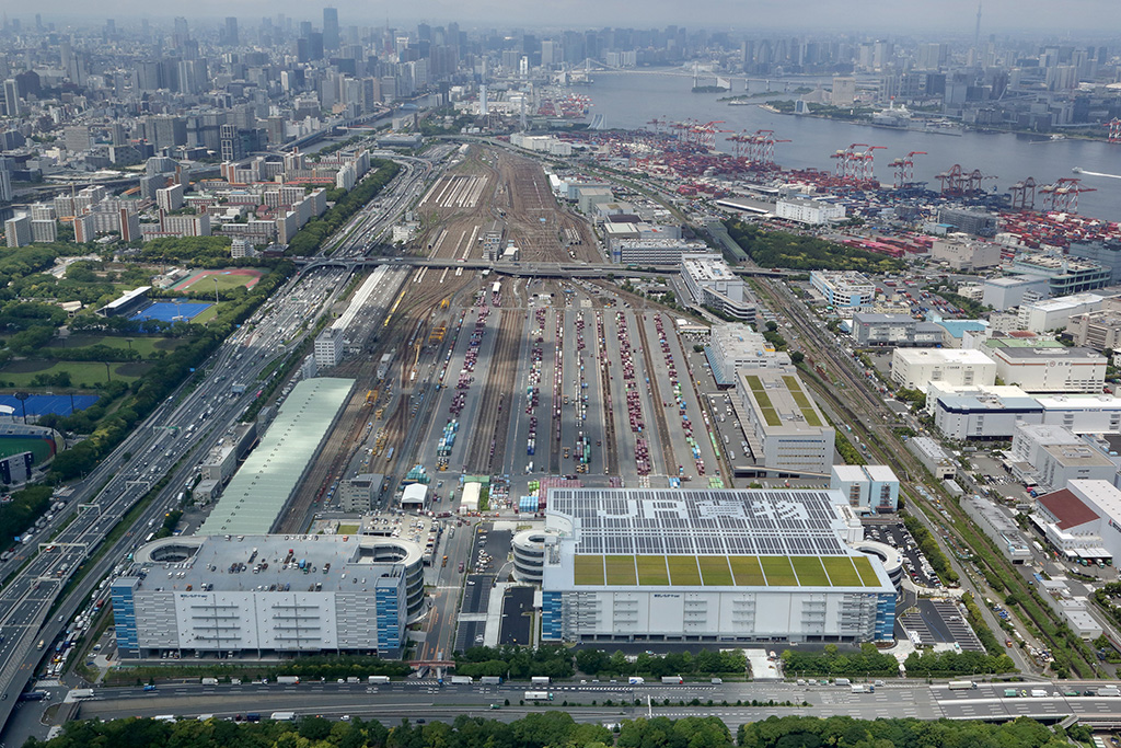 日本最大の貨物駅、東京貨物ターミナル駅