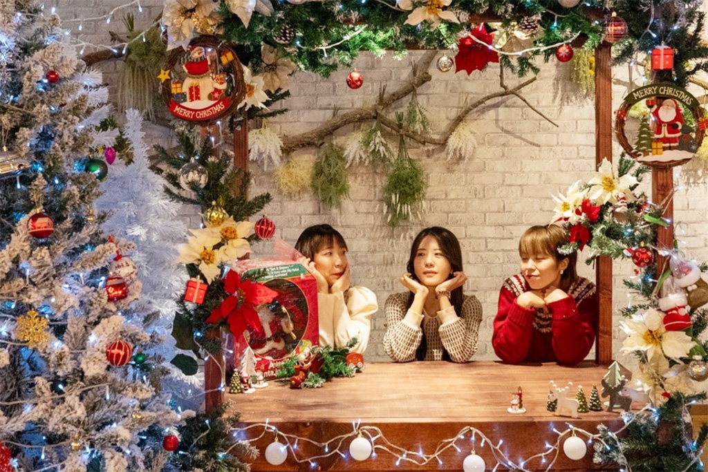 フォトスポットでの撮影の様子/奈良いきものミュージアム(奈良県/奈良市)