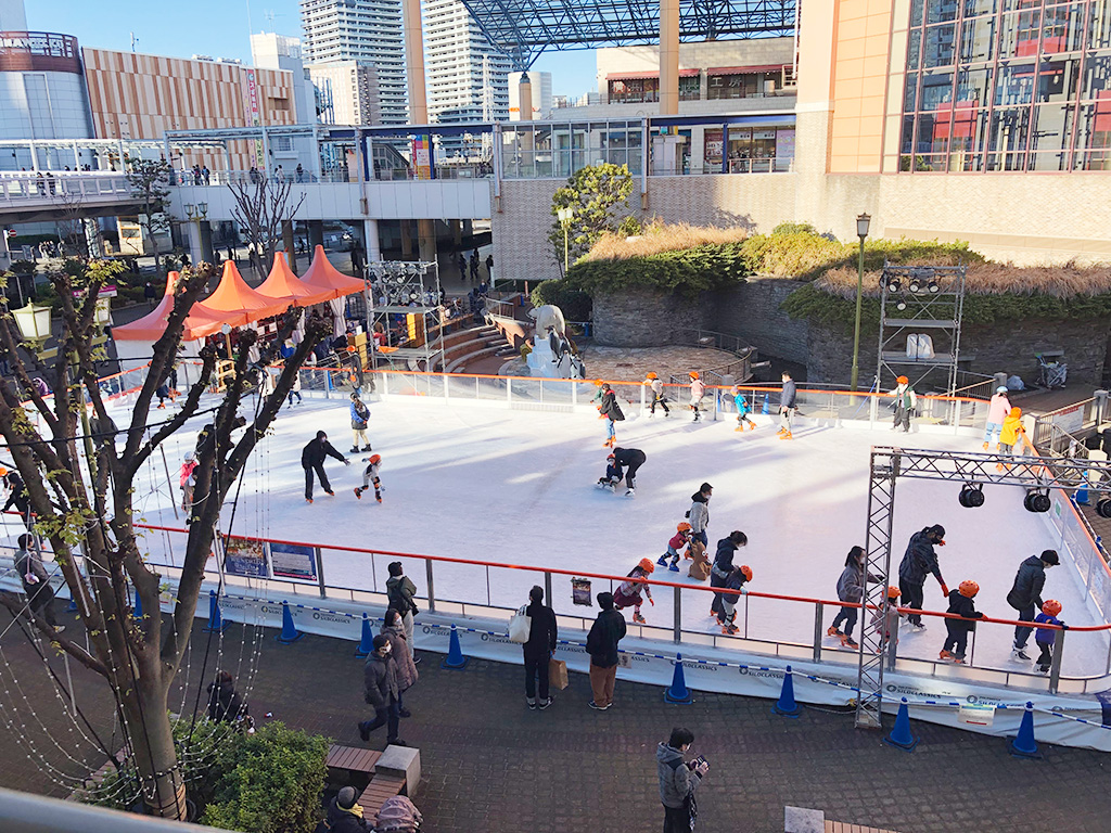 アイススケートリンク「WAKUWAKU ICE WORLD」/ビナウォーク(神奈川県/海老名市)