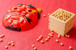 節分とは？2025年は2月2日！豆まきの由来や歴史、恵方についても紹介！