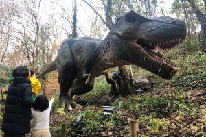 恐竜がいるテーマパーク12選!恐竜アトラクションや恐竜アドベンチャーに大興奮