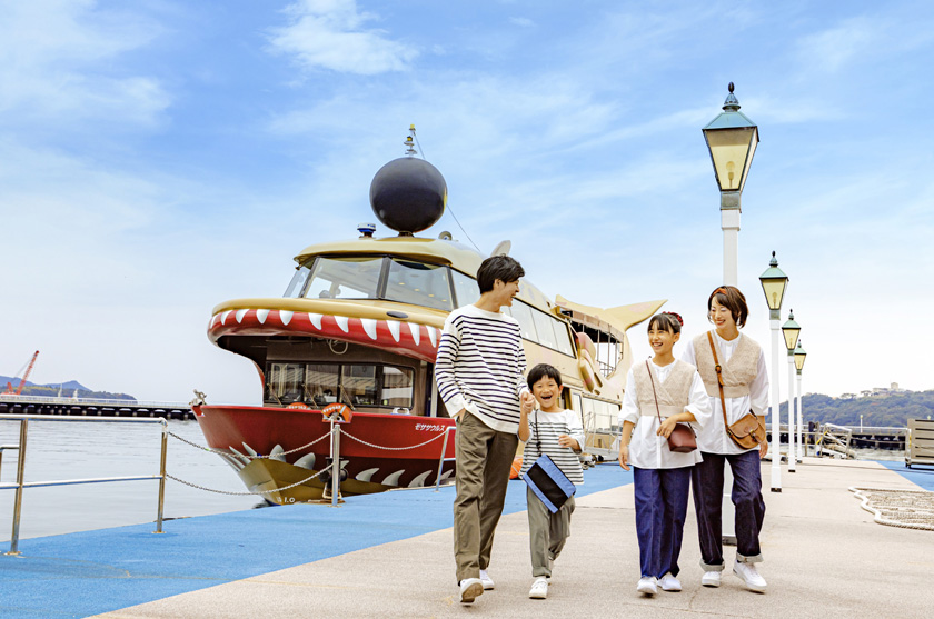 不定期で「モササウルス号」にて出航している/ハウステンボス(ジュラシックアイランド)(長崎県/佐世保市)