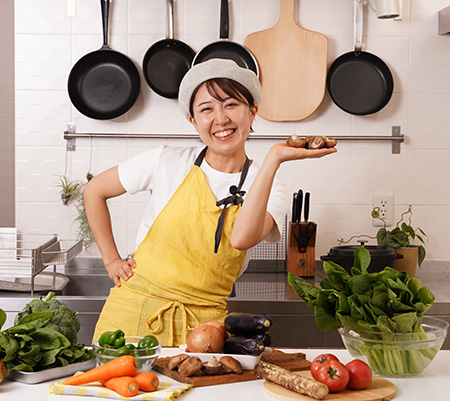 子ども料理研究家　ごはんさん