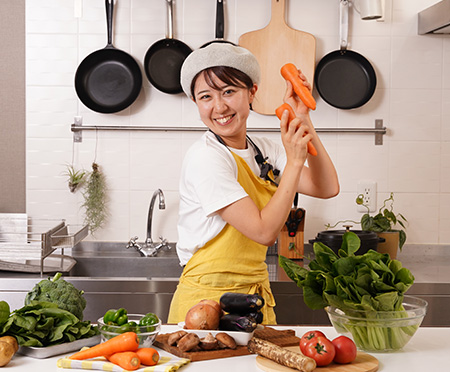 子ども料理研究家　ごはんさん