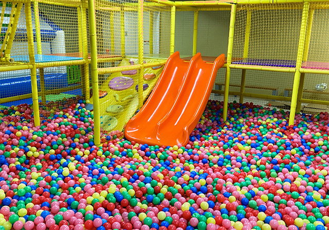 ボールプール／キッズランドUS 岐阜柳津店