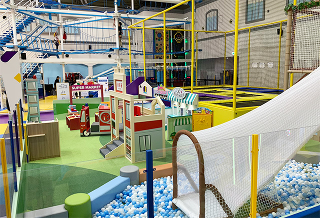 キッズコーナー／ダイナレックスチャレンジ