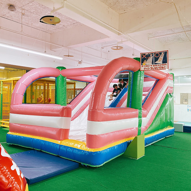 カラフルスライダー／アメージングワールド蟹江店