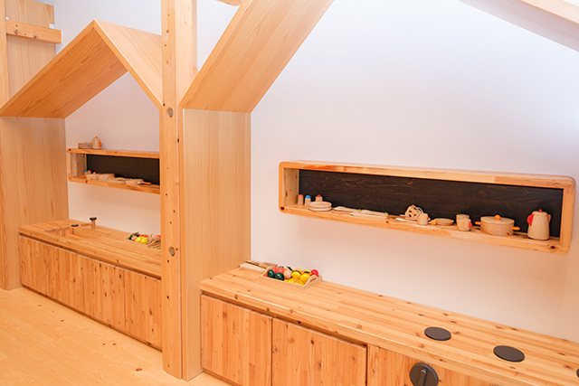 おままごとキッチン／木と森の体験施設 kiond