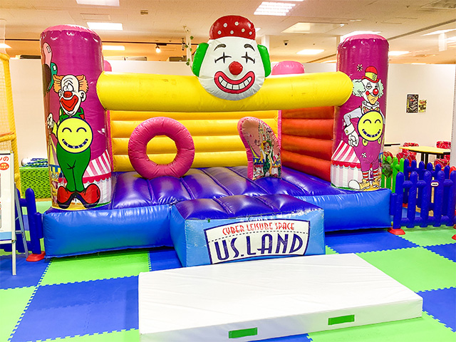 エアトランポリン／キッズユーエスランド京都桂南店