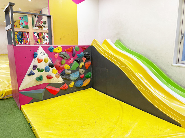 未就学児でも楽しめる（2歳から利用可能）／ディーボルダリングプラスリードなんば