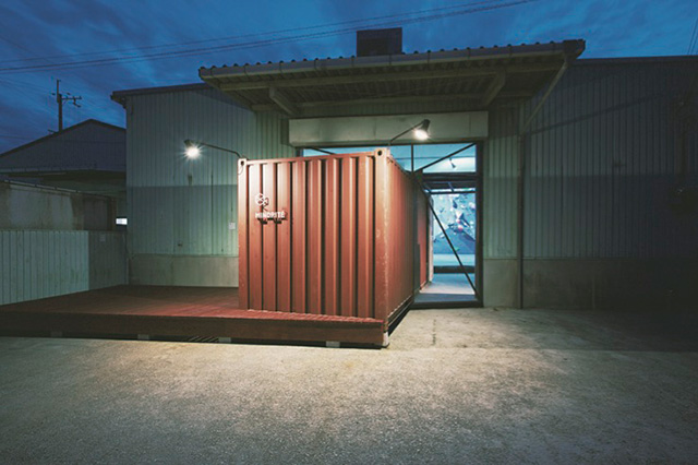 外観。ガラス張りで中の様子も見える/ミノリテ