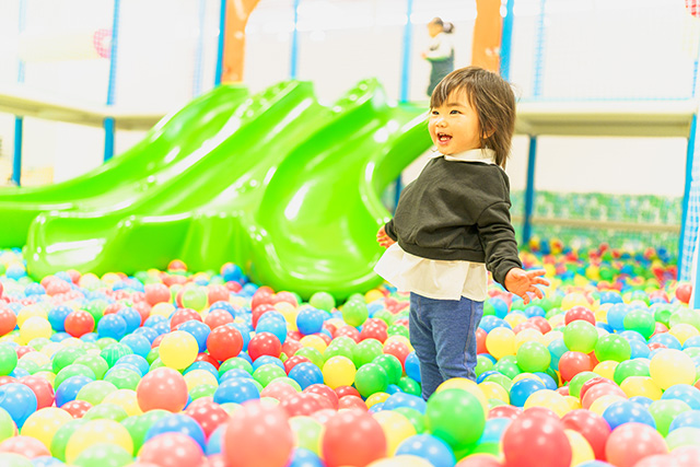 ボールプール／キッズランドUS 神戸大久保店