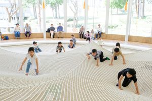 兵庫県の室内アスレチック・室内遊び場!大型遊具・ボールプール・赤ちゃん設備も