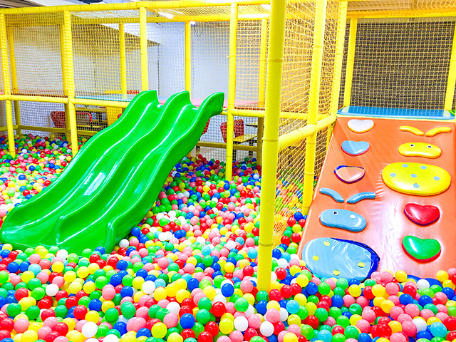 ボールプール／キッズランドUS 奈良香芝店