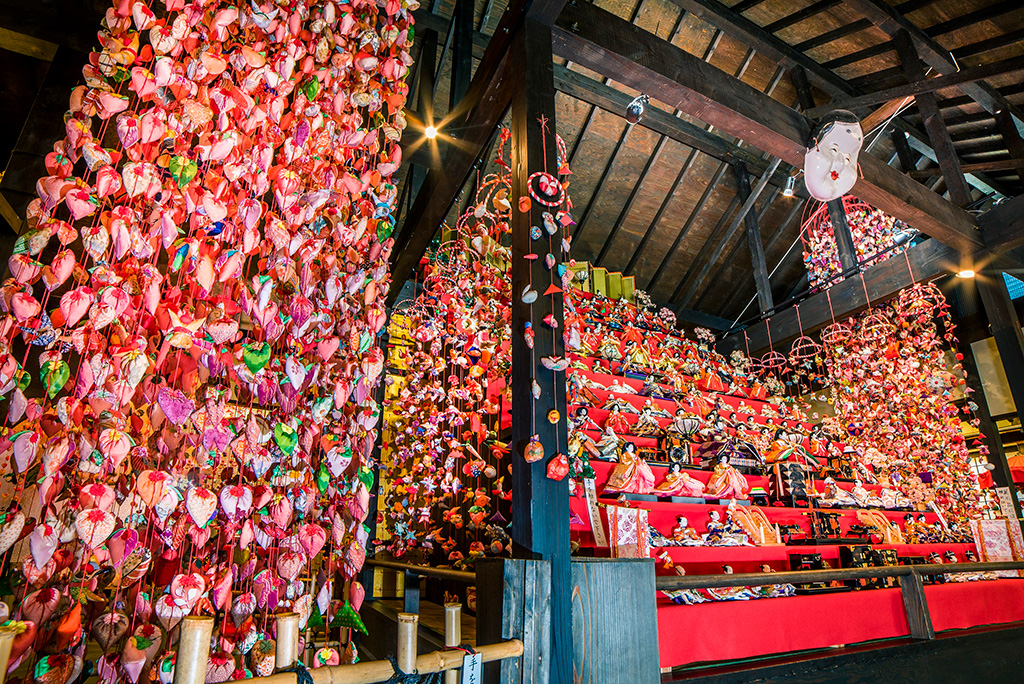 「雛のつるし飾りまつり」メイン会場 文化公園 雛の館(静岡県/東伊豆町)