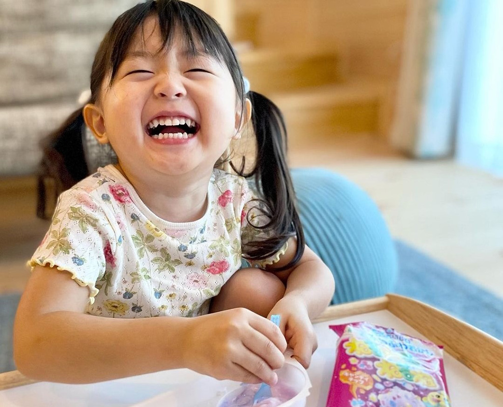 クラシエの「知育菓子(R)」