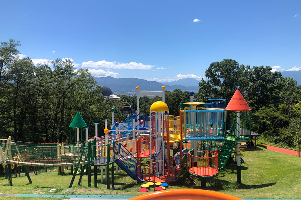 大型遊具／山梨県立愛宕山こどもの国（山梨県／甲府市）