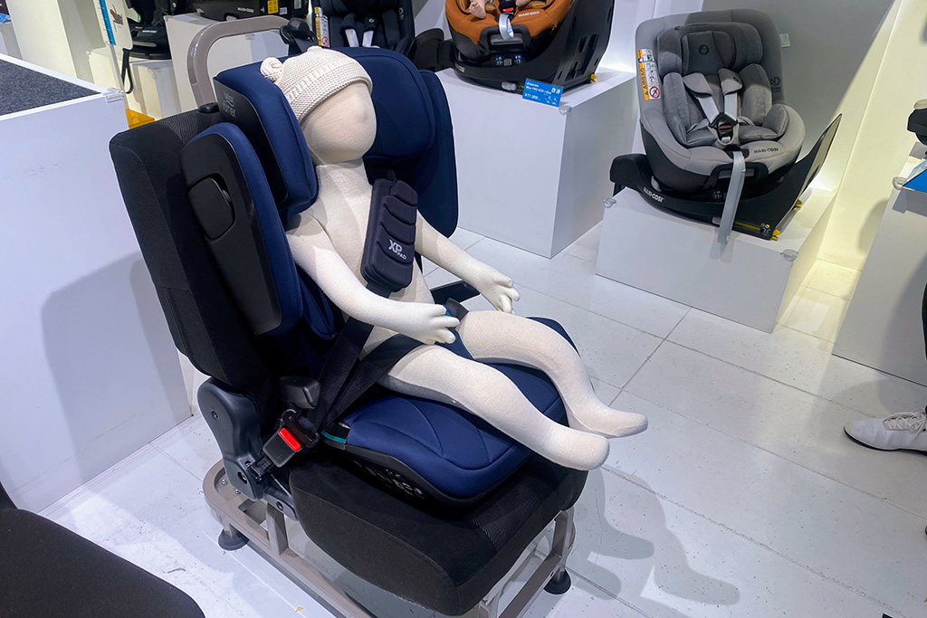 ジュニアシート