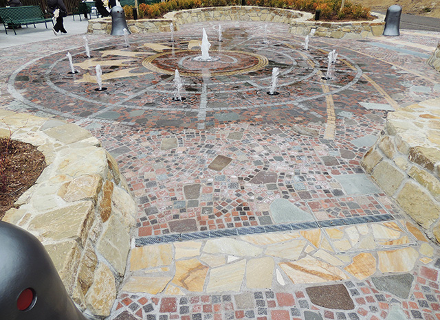 石を基調とした円形広場の噴水/ジブリパーク（愛知県/長久手市）