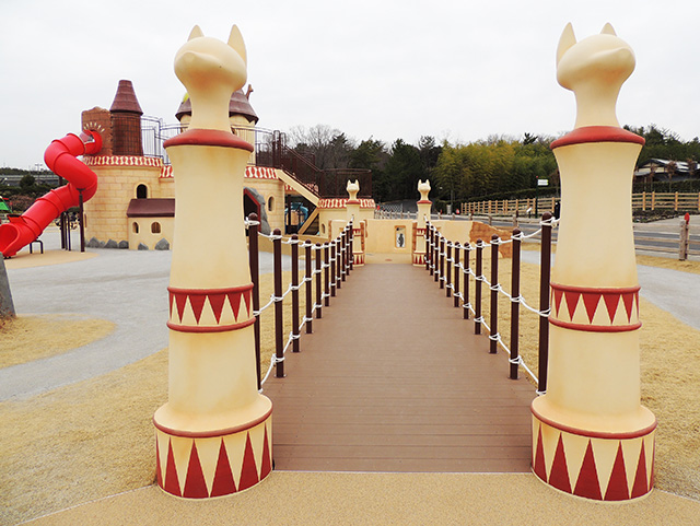 「猫の城遊具」/ジブリパーク（愛知県/長久手市）