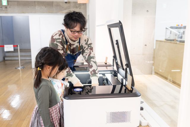 「レーザーカッターでフェルトシール」体験/IMAGINUS(東京都/杉並区)