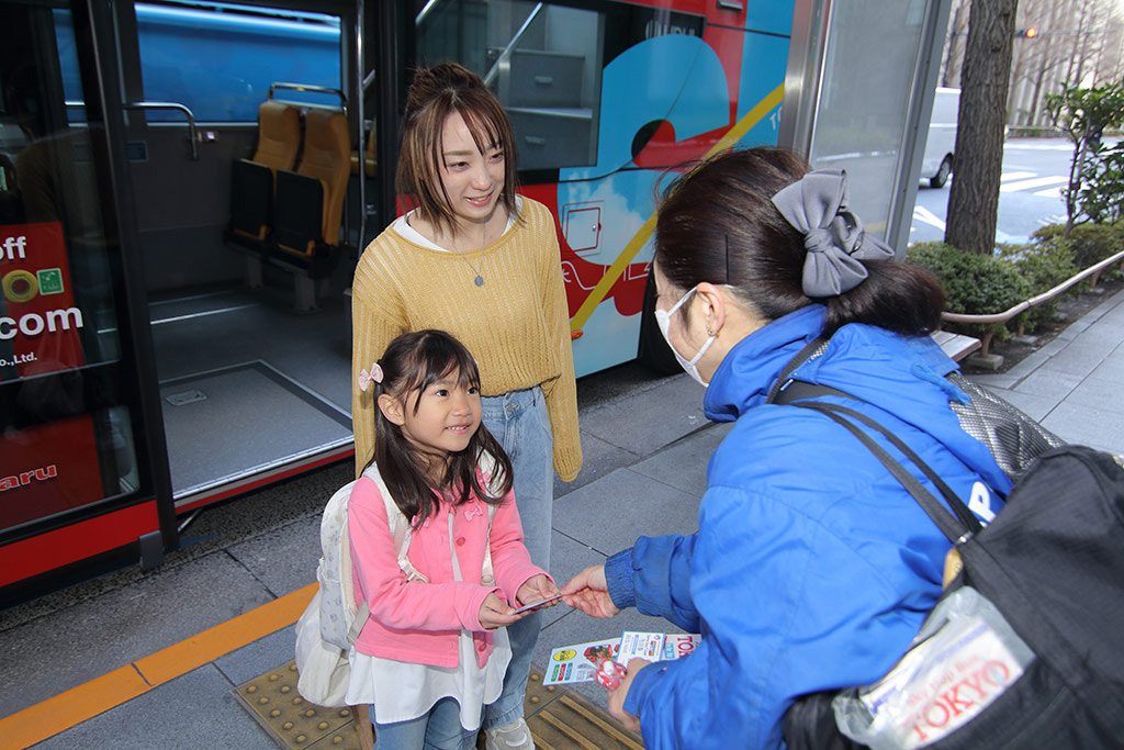 ブルーコースの乗車レポ｜チケット購入の様子/スカイホップバス東京（東京都）