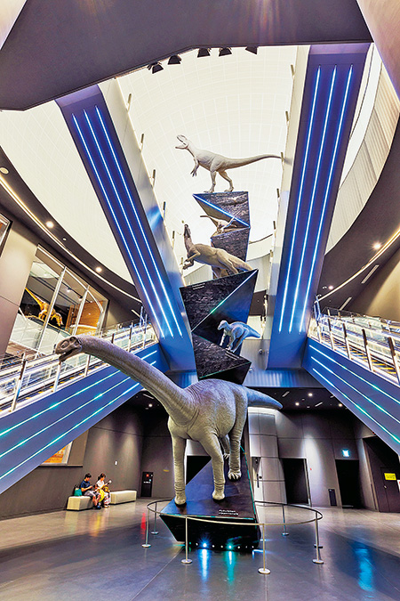 恐竜の塔/福井県立恐竜博物館（勝山市）