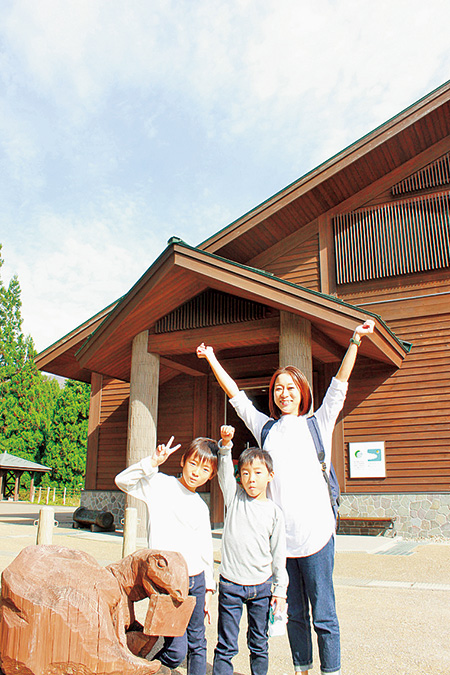 野外恐竜博物館ツアー/福井県立恐竜博物館（勝山市）