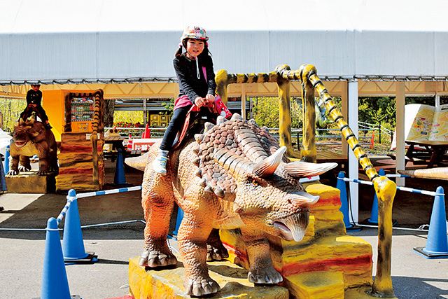 ガオガオライド|ガオガオひろば/かつやま恐竜の森(勝山市)