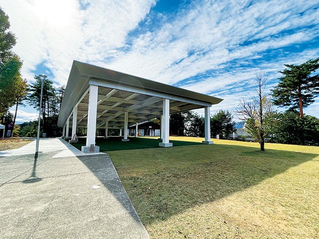 屋根付き広場|チャマゴン広場/かつやま恐竜の森(勝山市)