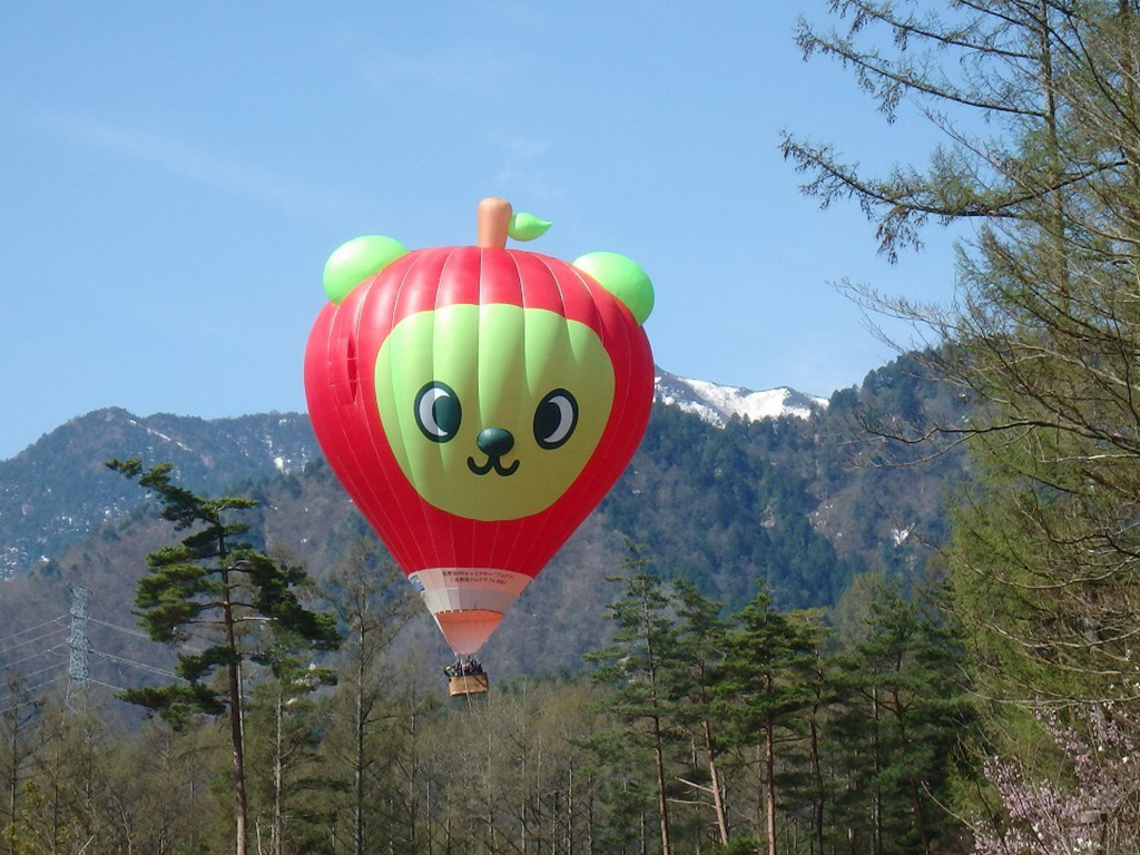期間限定「アルクマ熱気球係留飛行体験」/Spring Festa2024~春の森で遊ぼう!新緑ピクニック~(長野県/大町市)