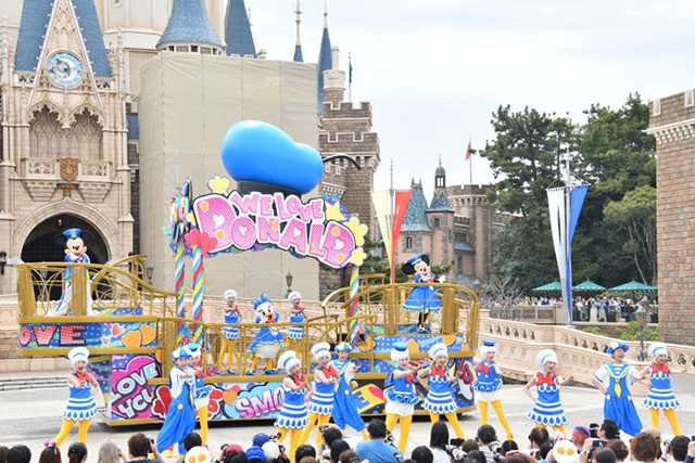 「ドナルドのクワッキー・ダックシティ」パレードの様子/東京ディズニーランド(千葉県/浦安市)
