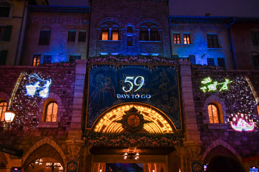 「ドリーミング・オブ・ファンタジースプリングス」プロジェクションマッピング/東京ディズニーシー（千葉県/浦安市）