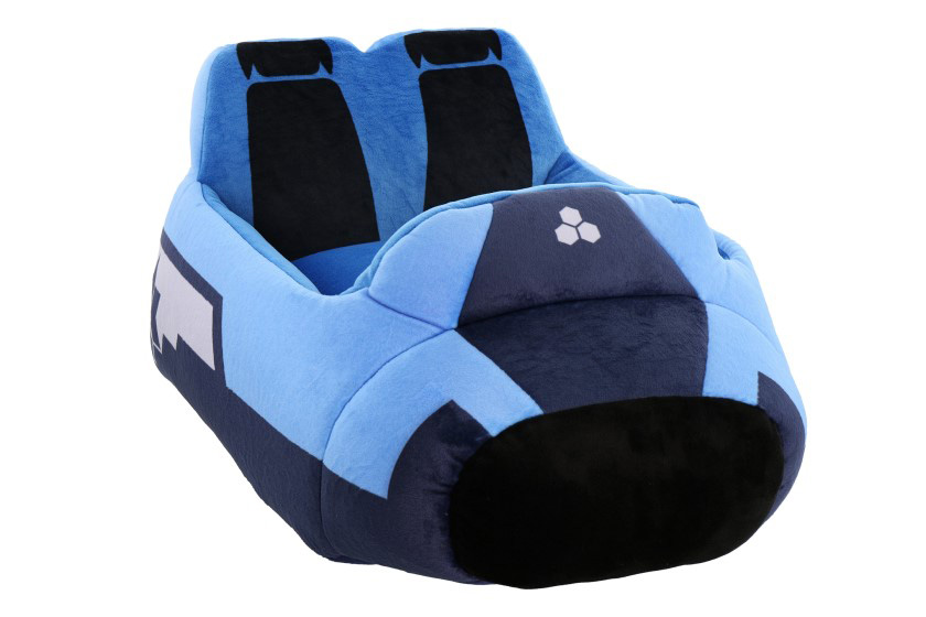 「スペースマウンテン」ロケットの形をしたクッション/東京ディズニーランド（千葉県/舞浜市）