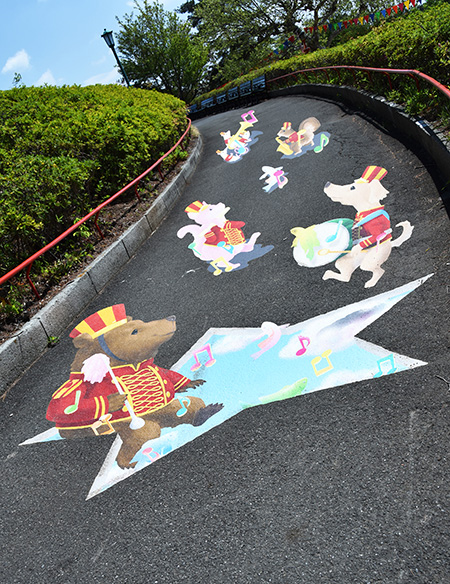 「トリックアート・ストリート」/西武園ゆうえんち(埼玉県/所沢市)