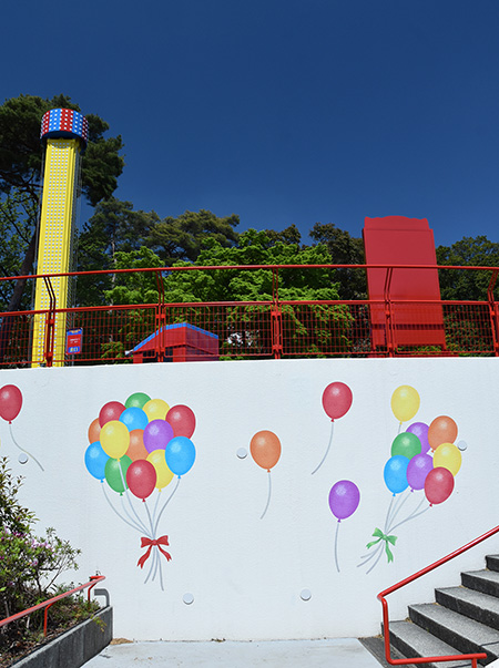 風船が描かれた壁/西武園ゆうえんち(埼玉県/所沢市)