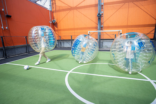 バブルサッカー／ラウンドワンスタジアム浜松店