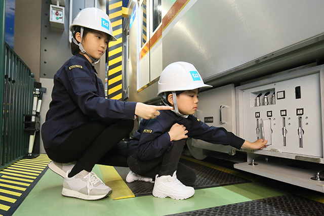 地下鉄 「車両整備員」/キッザニア（東京都・兵庫県・福岡県）