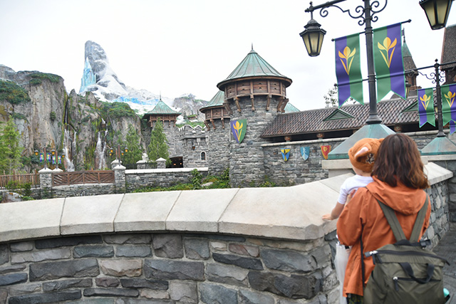 メインのアレンデール城|フローズンキングダム/東京ディズニーシー(千葉県/浦安市)