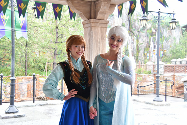 アナとエルサ|フローズンキングダム/東京ディズニーシー(千葉県/浦安市)