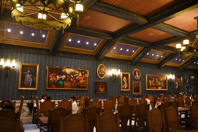 レストラン「アレンデール・ロイヤルバンケット」店内/東京ディズニーシー(千葉県/浦安市)