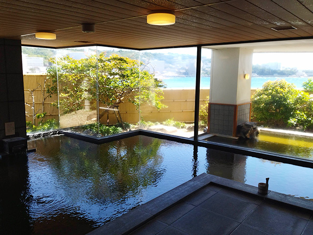 「磯辺の湯　松風」の内湯/白良荘グランドホテル（和歌山県/白浜町）